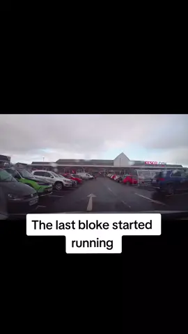 #ukdashcam #zebracrossing #tesco #Running #car #parking #ukbaddriving #northumbriadashcam 