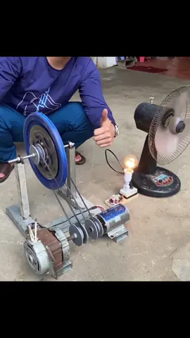 Powerful Perpetual Motion Machine Generates Electricity #freeenergy #recycledenergy #generator 