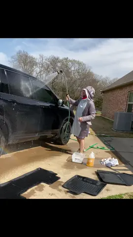When water is involved…. Daddy shark is there! Even if its work like washing the car. #warmweather #sunny #Summer #waterfun #carwash #swimsuit #swimming #water #waterfight #fyp #foryou