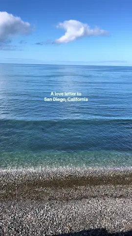 These blues make me the happiest ! #sandiego #sandiegolife #sandiegogirl #sandiegolifestyle #lajolla #lajollasandiego #beachlife #beachgirl #beachvibes 