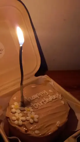suara jungwon lucu banget 😖  officially 19 #birthday #birthdaycake #jungwon 