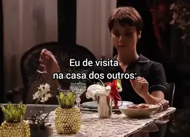 e não é?! . . . . . . #meme #humor #humortiktok #fyp #fy #avenidabrasil #nina #carminha #carminhaavenidabrasil 