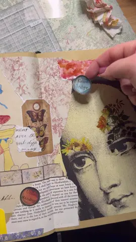 the journal gals #ktscanvases #junkjournal #journalwithme #junkjournaling #artoftiktok 
