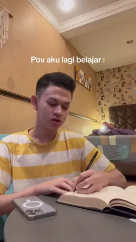 Scroll tiktok nikmat bgt soalnya😭🙏🏻#fyp #fypage 
