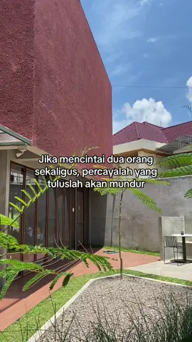 dan aku lah wanita yg rela mundur demi melihatmu bahagia dg wanita pilihanmu itu😊