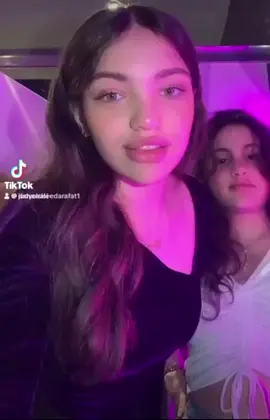 👩‍❤️‍💋‍👩