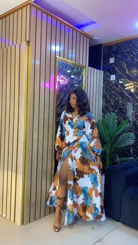 Shop this beautiful wrap dress from our store available in different prints and sizes Price:11,000 WhatsApp:09013429682 to order, we ship 🌎. . . . . . . #fyp #fypシ #xyzbca #fyppppppppppppppppppppppp #viral #tiktoknigeria🇳🇬 #fashionlover #fashiongirlies #fashion #fashionstyleforwomen #fashiontrend2024 #SmallBusiness #goviral #makemefamous #business #gown #clothvendor #wrapdress #styleinspo #styleinspoforyou #handfanvendorinawka #maxi #maxidress 