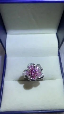 Pretty flower ring!😍💎💍🥰🥰🥰#moissanite #sterlingsilver #foryourpage #jewelpalace 