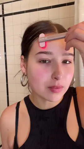 Replying to @ella!!!!! if there’s a woman with better skin than me then i’d like to meet her