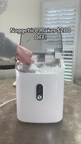 It makes 34lbs of sonic ice in a day! #cowsar #nuggetice #icemaker #sonicice 
