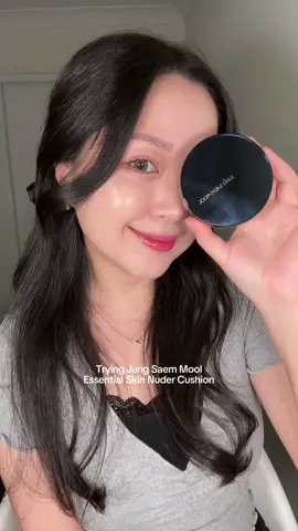New fave cushion 🖤 #kbeauty #cushion #cushionfoundation #jungsaemmool #jungsaemmoolcushion jung saem mool essential skin nuder cushion 