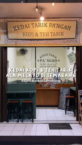 Kedai kopi dan teh tarik gemes di Semarang😍 harga nya mulai dari 5rb aja! #kulinersemarang #kopitiamsemarang #semarangplacestogo #semarangplacetogo #semarangkuliner #exploresemarang #ttlslevelup #jelajahjakarta #jelajahsemarang 