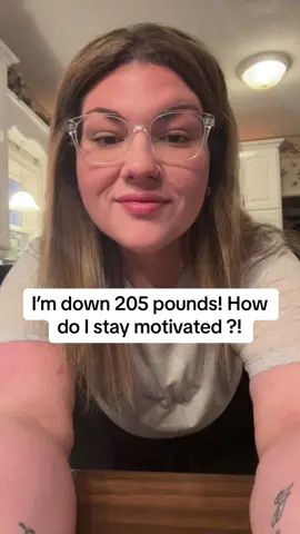 Good morning sis! 🥰 im starting my day with positivity & @kialanutrition and i LOOOVEEE IT. What are some things you do for yourself to stay motivated ?  #weightloss #weightlosstransformation #weightlossjourney #weightlosstips #weightlossmotivation #losingweight #losingfat #vsg #vsgcommunity #vsgsupport #vsgjourney #bariatric #bariatricsurgery #bariatriccommunity #over100lbslost #200poundslost #200lbsgone #kiala #kialagreens 
