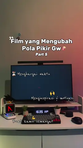 Nih 3 asupan film yang wajib kamu tonton, yg dapat mengubah pola pikir 🧠✨ (part 5) 1. Peaceful warrior 2006 Kalo kalian butuh asupan semangat, film ini sangat cocok untuk ditonton.  🌟 8.3/10 2. Switch 2023 Film ini mengajarkan kita tentang menghargai kehidupan, menjalaninya dengan penuh rasa syukur. Ringan & maknany dalem. 🌟 8.5/10 3. Groundhog Day 1993 Walaupun ini film lama, coba tonton deh dijamin langsung sadar untuk manfaatin waktu sebaik mungkin ⏳👌 🌟9/10 Dari 3 film ini mana yg sudah kamu tonton?  #film #rekomendasifilm #mindset #motivation 