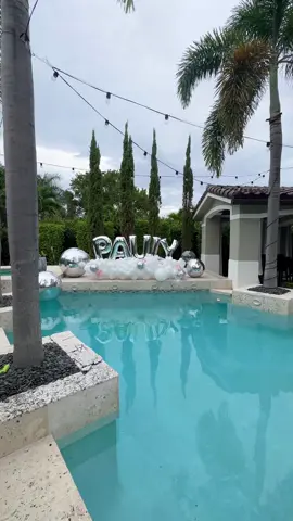 POOL DECORATION!!!  This decoration outside is perfect for setting your pool so that your guests have options to take many photos, apart from the fact that summer is approaching and it is super fun for a Pool party 🌊💗 #poolparty #partydecor #partydecoration #partydecorations #partydecorator #Partydecorating #partydecorideas #partydecors  #partydecorlover  #partydecorinspiration #partydecoridea #partydecore #miami #partydecorationmiami #content #birthday #birthdaydecor 