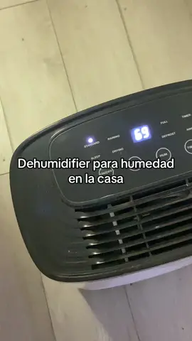 Primero teníamos varios de los pequeños pero quisimos invertir en uno grande #humedad #dehumidifier #casa #deshumificador 