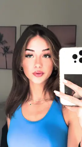 @avagracebannedagain get it to 1000 followers rn so i can go live!!