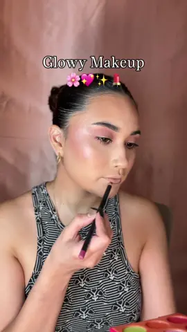 Might be my new go-to look 🌸💖💕✨ loving the monochromatic look 🫡 #makeuptutorial #grwm #trending #makeup #glowymakeup #fyp 