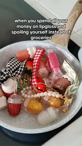 I mean…it looks good enough to eat! And it smells good enough to eat! 😅 #lipgloss #lipglossbusiness #SmallBusiness #glossylips #fyp #keychain #funny 