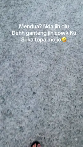 Wkwk🤣@Saldi Saldi #viraltiktok #fyppage #katakata #storywa #bonekotaberadat #drivermuda #kallolonabone #storywhatsapp #storybucin 
