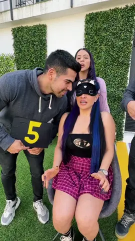 ME BESARON EN LA BOCA LOS 6 HOMBRES para adivinar quien de todos fue MAU 😳🫢 Ya esta arriba en el mio: Karla Bustillos👈🏼
