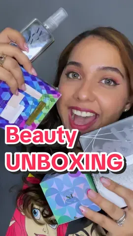 👀Cual producto les gusto 👀💕✨ #unboxing #makeupunboxing #fyp #panama🇵🇦 #mumuso #fentybeauty #wowhair #morrocanoil #glossier #colorwow #colorwowdreamcoat #colorwowhair 