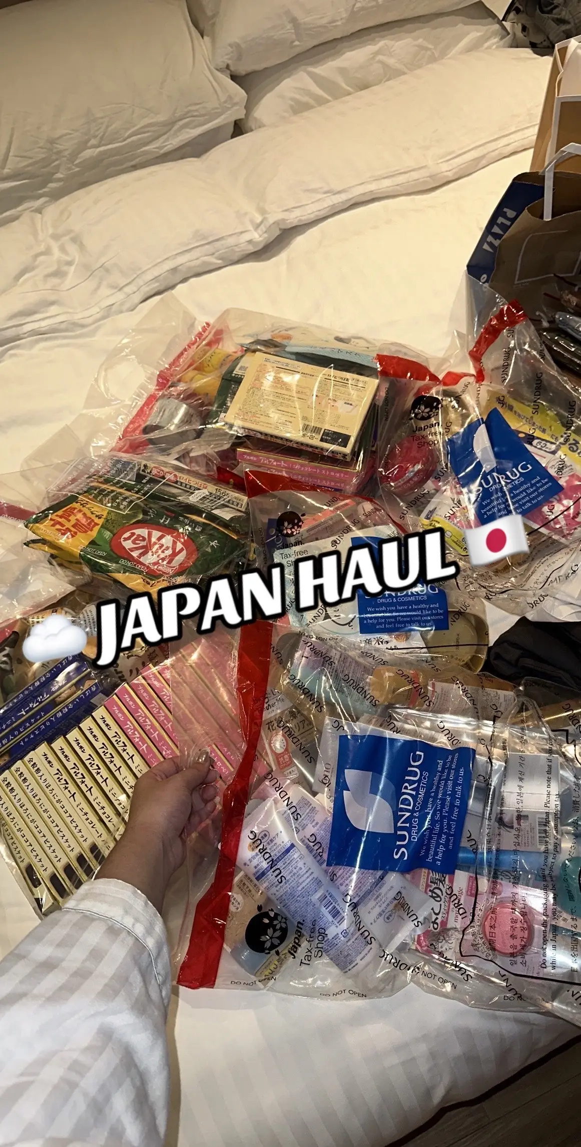 Sharing all the items I bought that were recommended here on Tiktok! #budol #tiktokrecommendations got these at #DonQuijote #Sundrug #711 #PlazaKobe and other drugstores in Osaka. I have yet to try all of it tho! 😅🤍 #JapanHaul #MustBuyJapan #JapaneseProducts #JapanProducts #JapanSkincare #JapaneseFood #JapaneseSkincare #Fino #Tsubaki #Melano #Matomage #Rohto #HeroineMake #KeanaRiceMask #Matcha #Kinomegumi #DHC #Softymo #Propolinse #Biore 