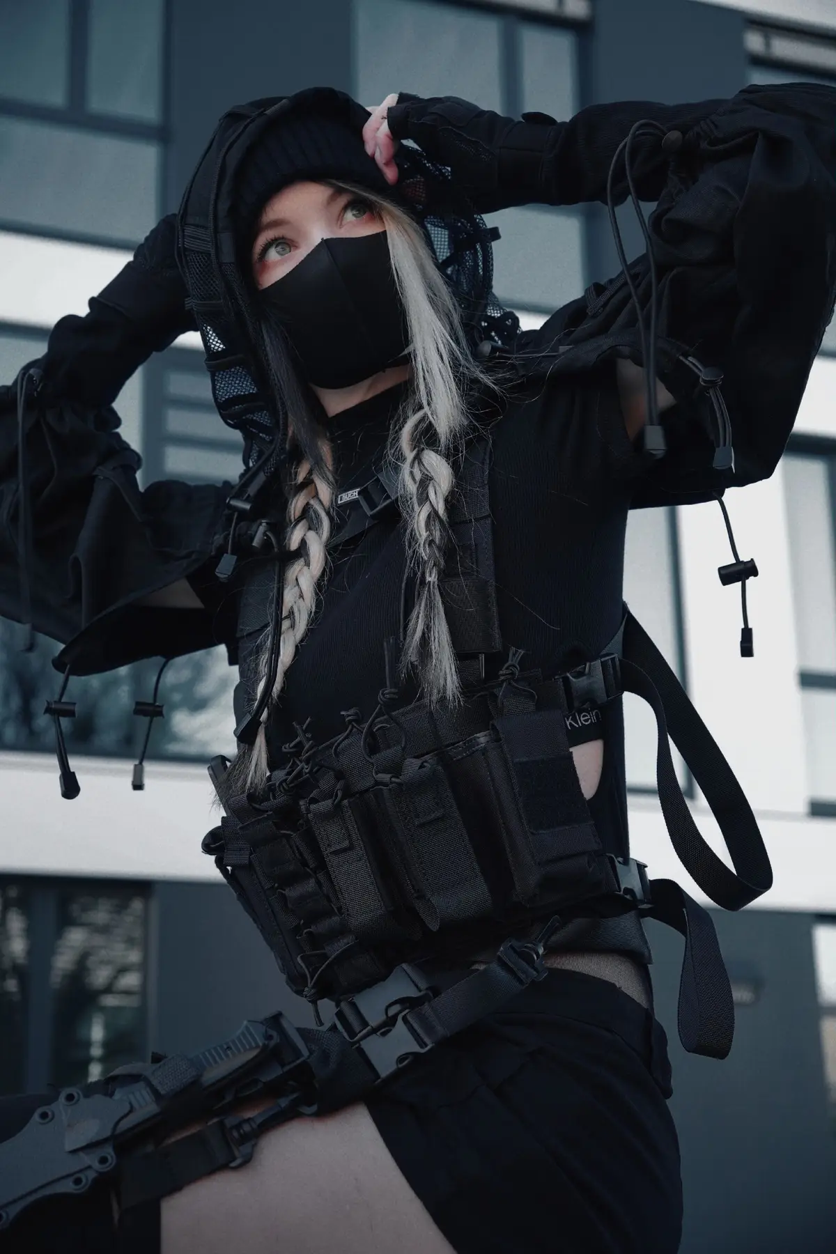 didn't post some tactical stuff lately so here are some pictures i took  #tactical #tacticalcosplay #altgirl #darkwear #techwear 