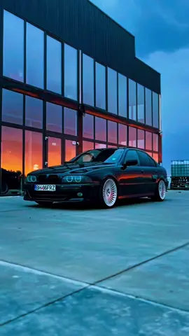 La 150 de măgaruși, asta rupe pământul! 🐎🐎🐎 #mpauăr #cudetoate #rachetă #bibolu #bmw #5series #e39mafia #fullblack #oradeacity #romania #sunset #viralvideo #trending #passion #projectcar 