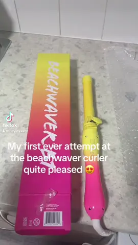 My first attempt went ok hair needs a wash though 🤦‍♀️🤣used my friends last week and it stayed in for 3 days so had to buy it #foryou#tiktokmademebuyit#beachwaver#worthit#loveit😊#recommended😊