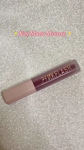 Teksturnya lembut banget dan memiliki kandungan yang bisa melembabkan bibir juga #pinkflash #beauty #lip #lipmatte @PinkFlash Indonesia 