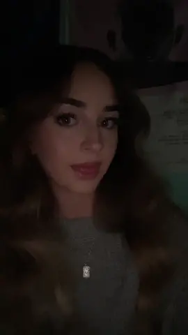 👧🏽+🧟