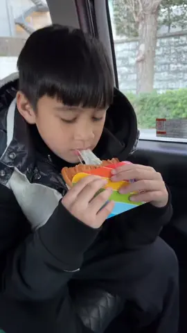 Duh ngunyah ganteng 😭❤️#pengabdicipung #rafathar 