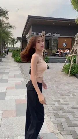 “Thế giới này vốn dĩ chính là như vậy, cậu sẽ gặp rất nhiều người, rất nhiều chuyện không như ý, sẽ có lúc thất bại; thế nhưng khi mọi chuyện qua rồi, cậu sẽ nhận ra rằng kì thực những thứ đó đã giúp cậu nhắc nhở bản thân không nên trở thành một người như vậy.” #cantho  #xuhuong2024 