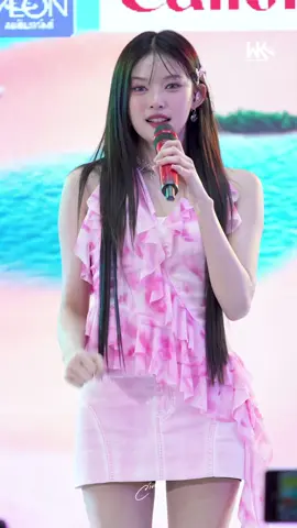 Fancam Mabelz PiXXiE | ชอบอยู่ รู้ยัง (FYI) | THE MALL LIFESTONRE SUMMER-CATION : 09 MAR 2024 | The Mall Lifestore Bangkapi . YT : youtu.be/z82C2KmW5p0 . #mabelz #mabelz_pixxie #มาเบล #PiXXiE #ชอบอยู่รู้ยัง #TheMallLifestore #SUMMERCATION #ว่างก็ถ่าย @mmabelz 