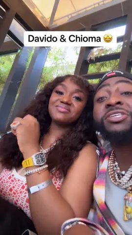 Davido vibing with her wife Chioma😍 #davido #yfp #viral #obo #foryoupage #davido #chioma 