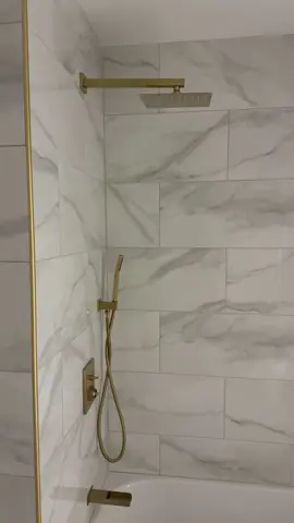 Pinterest bathroom inspo #remodel #bathroommakeover 