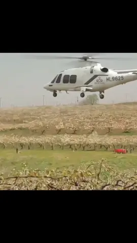 Jemput pacar yang lagi ngambek langsung pake helikopter 😂😚😍❤️ #queenoftears #kimsoohyun #kimjiwon #kdrama #foryou #fypシ 