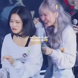 they’re so unserious🤣 #liz #yujin #ive #fyp #foryou #xyzbca #magazineive 