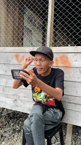 Aku kenak stel 😂😂