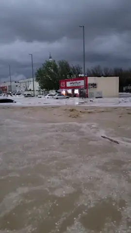 Al ain heavy rain And flood 😮😱 #monitization #dubai🇦🇪 #fyp #foryoupage #foryou #500millionviews #alain #rain #heavyrainfall 