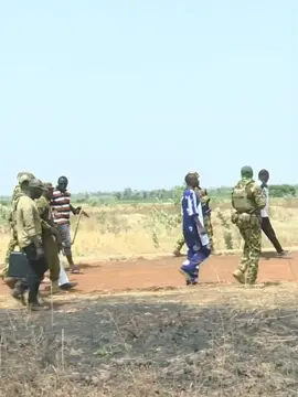 🔴 #BurkinaFaso #Agriculture « La terre rapporte beaucoup », déclare Roukia GUEBRE, après avoir reçu la visite et les félicitations du Capitaine Ibrahim Traoré…  👉🏿 https://youtu.be/nk9Tv3MSBmw.