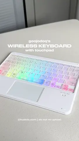 i finally found my new fave & high quality wireless keyboard na may gradient backlit andddd TOUCH PAD!!! it made taking down notes easier talaga! 🫶🏻 #fyp #fypシ゚viral #fypシ #fypage #foryou #foryoupage #bluetoothkeyboard #wirelesskeyboard #keyboardlight #rechargablekeyboard #ipadaccessories #ipadrecommendation #ipadtips #ipadtok #studytok #keyboardtouchpad #touchpad #tiktokph #virall 