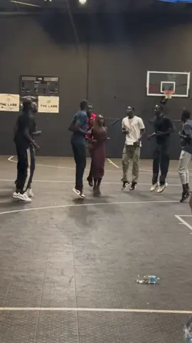 Loor e jieng in Melbourne🔥#southsudantiktokers🇸🇸 #Fitness #loorjieng #Fitness #culture #sudanese_tiktok #enjoylife #fyp #fypシ #fyp @Kai Cenat @Ichie Tombo Mr fantastic 