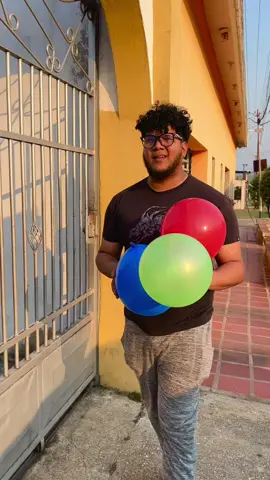 El chico que no podia tener un globo