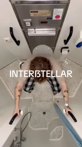 Interßtellar