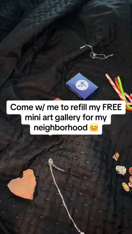 If anyone has any ideas of art or crafts I can include next lmk!!! #fyp #foryou #foryoupage #viral #18 #trend #freeminiartgallery #givingback #community #artgallery 