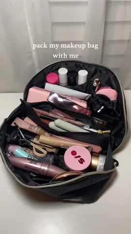 brushes had to go in my other bag lol #makeupbag #whatsinmybag #makeuptravelbag #makeupcollection #lipbalmcollection #liquidblush 