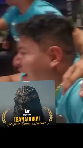 Larga vida al Rey 👑 #shitpost #oscars #premiososcar #godzilla #minusone #godzillaminusone 