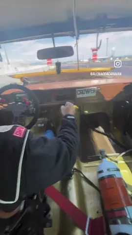 Que carro espetacular @torettodragrace_ virei 6,4s patinando 2a marcha todinha meu amigo Hipopotamo perdeu o brinquedo @wmsmotorsport pelo trabalho ves são fera!
